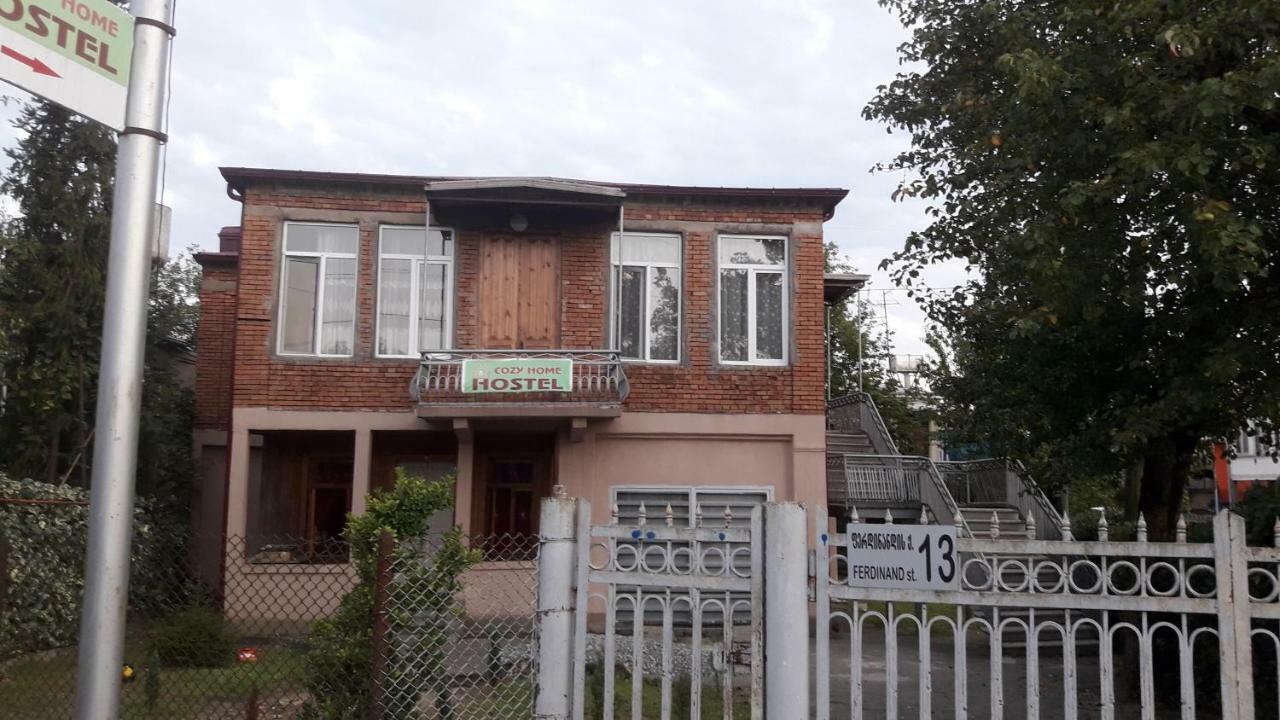 Cozy House Hotel Zugdidi Exterior photo